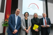 Voller Vorfreude: Präsident Prof. Dr. Günter M. Ziegler, Prof. Dr. Viktoria Däschlein-Gessner, Staatssekretärin Judith Pirscher, Prof. Dr. Hans-Ulrich Reißig (v.l.n.r.)